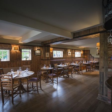 The Hawk Inn Andover Eksteriør billede