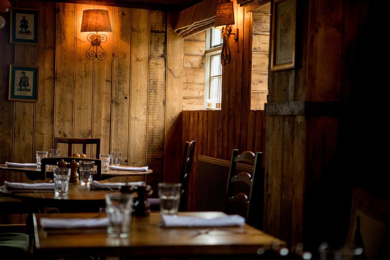 The Hawk Inn Andover Eksteriør billede